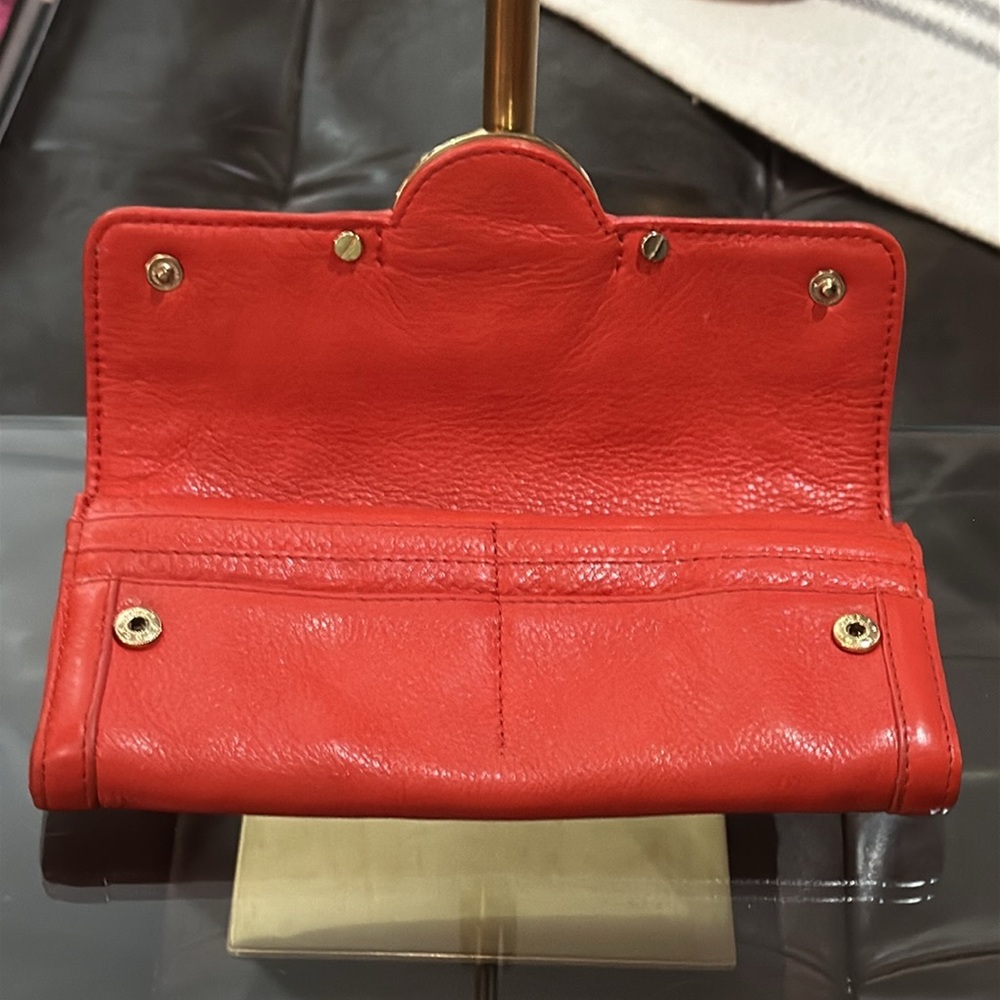 Authentic Tory Burch Wallet & Cosmetics Pouch BUNDLE in Red, Soft Pebble Leather - Picture 11 of 16